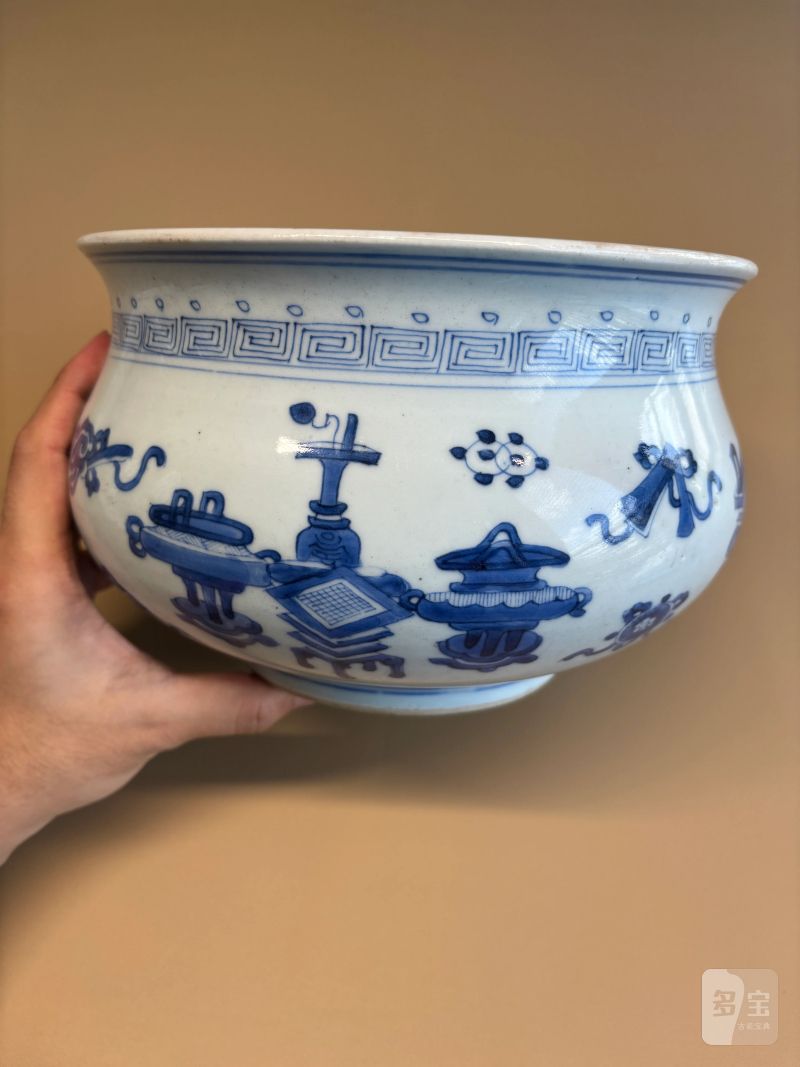 清康熙 青花博古图香炉 - 图2